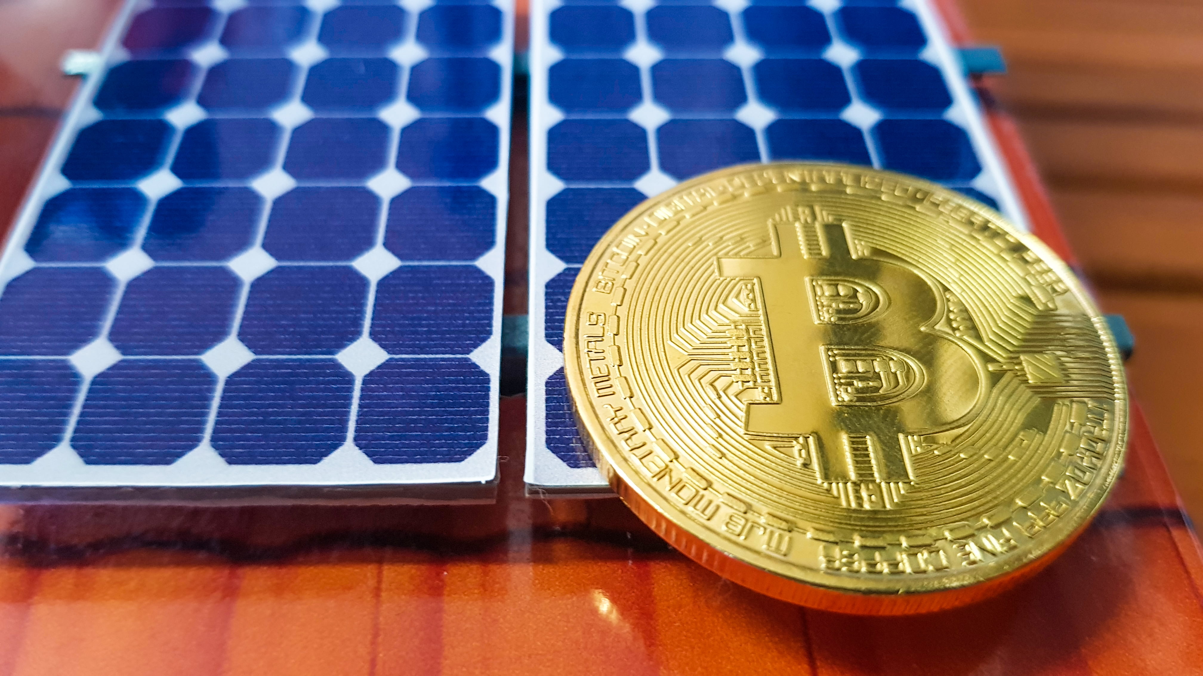 bitcoin energy consumtion a non-issue thanks to free solar energy