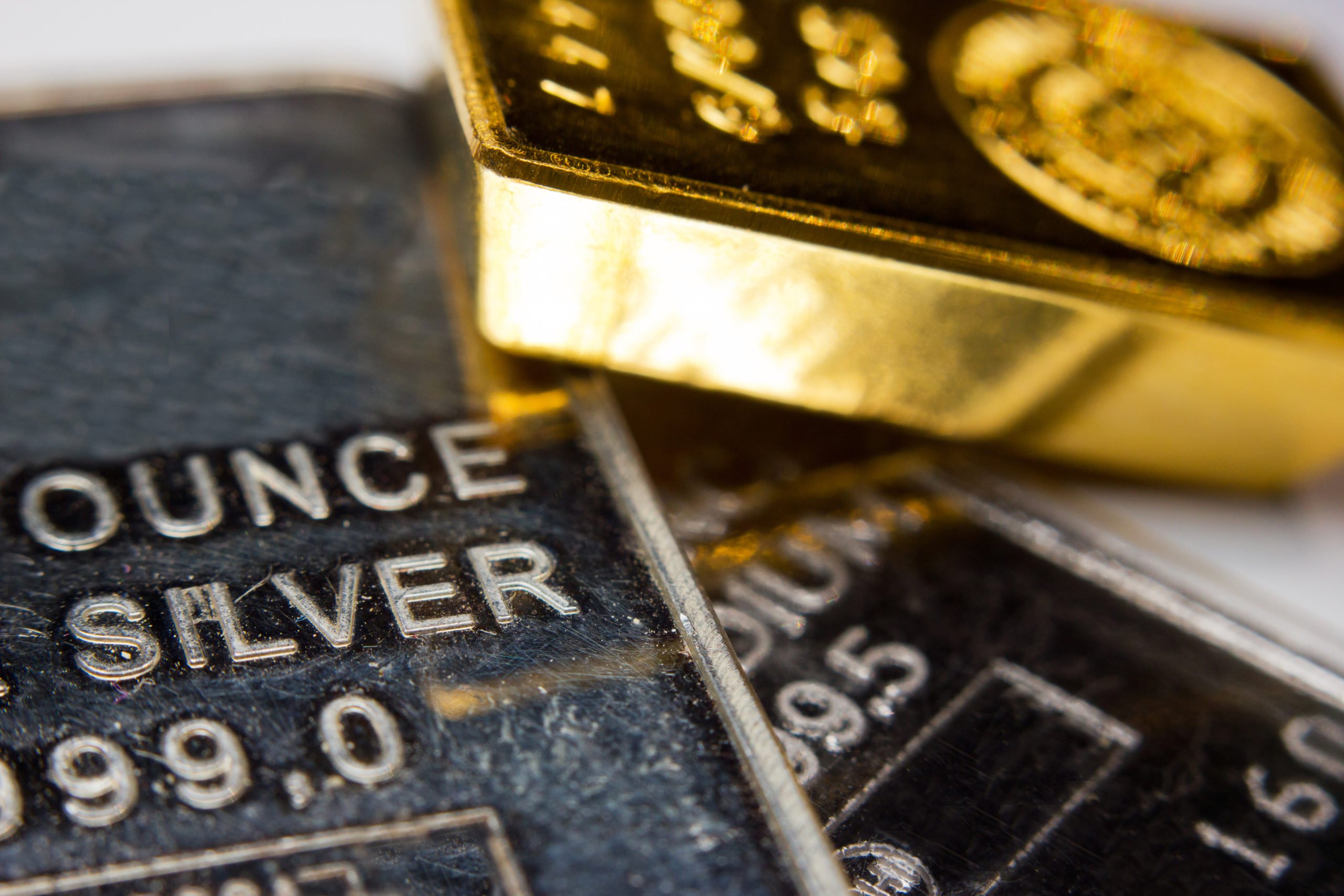 gold silver bitcoin safe haven coronavirus recession