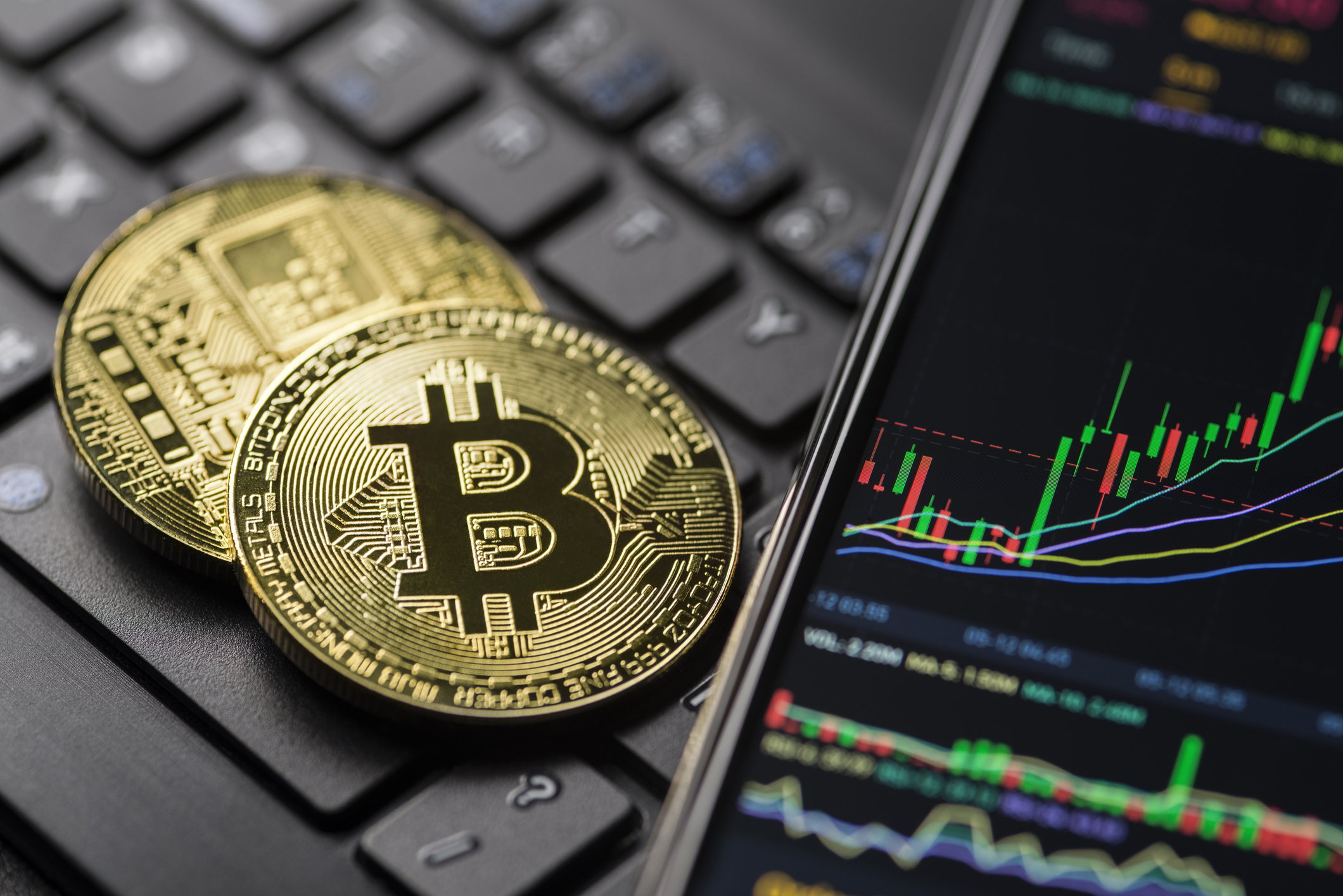 Analyst Predicts Bitcoin Rally To $45,000 Before Pullback