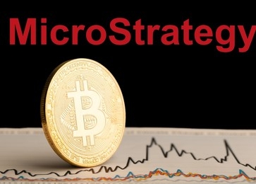 Major Acquisition: MicroStrategy Grows Bitcoin Reserves By 14K BTC Ahead Of ETF Approval