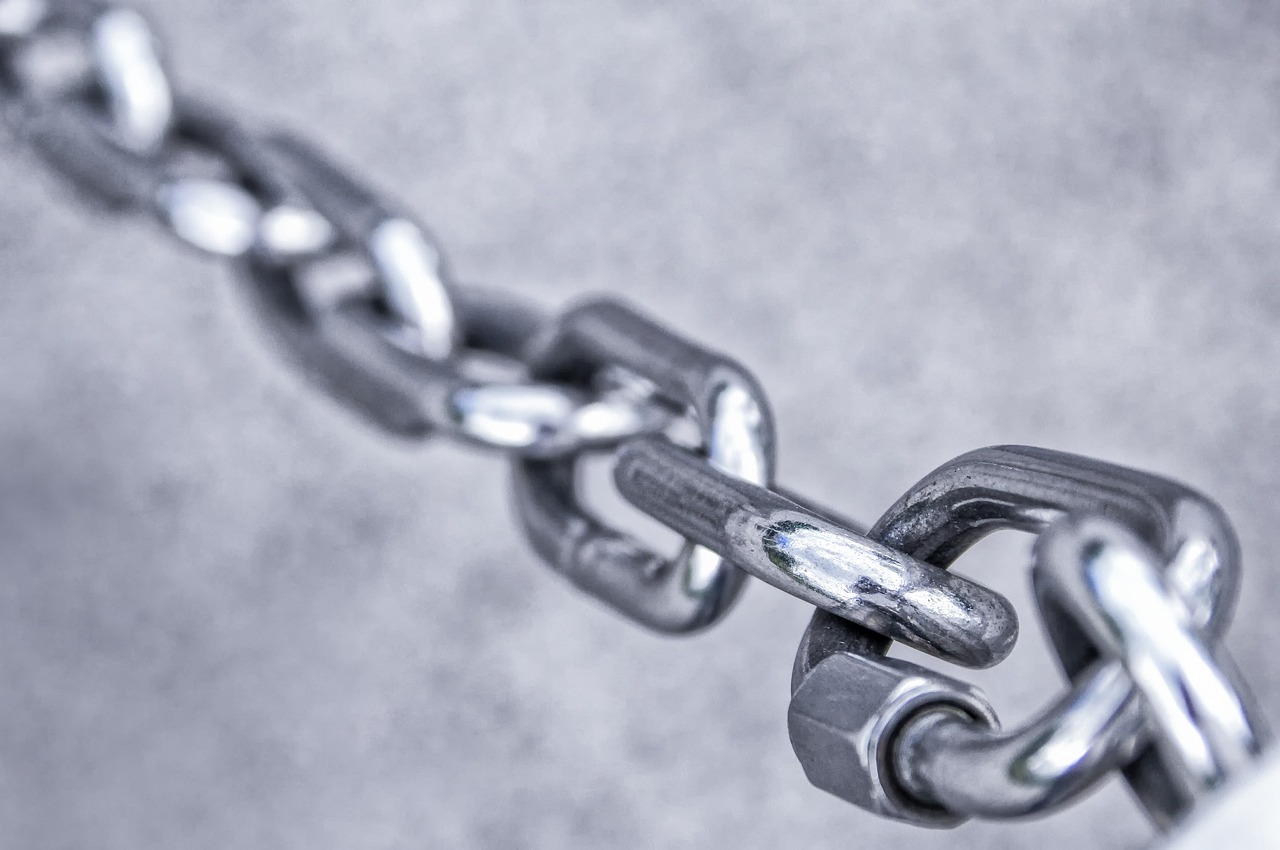 Chainlink Inches Closer To $18 Despite Bearish Pressure  Analyst