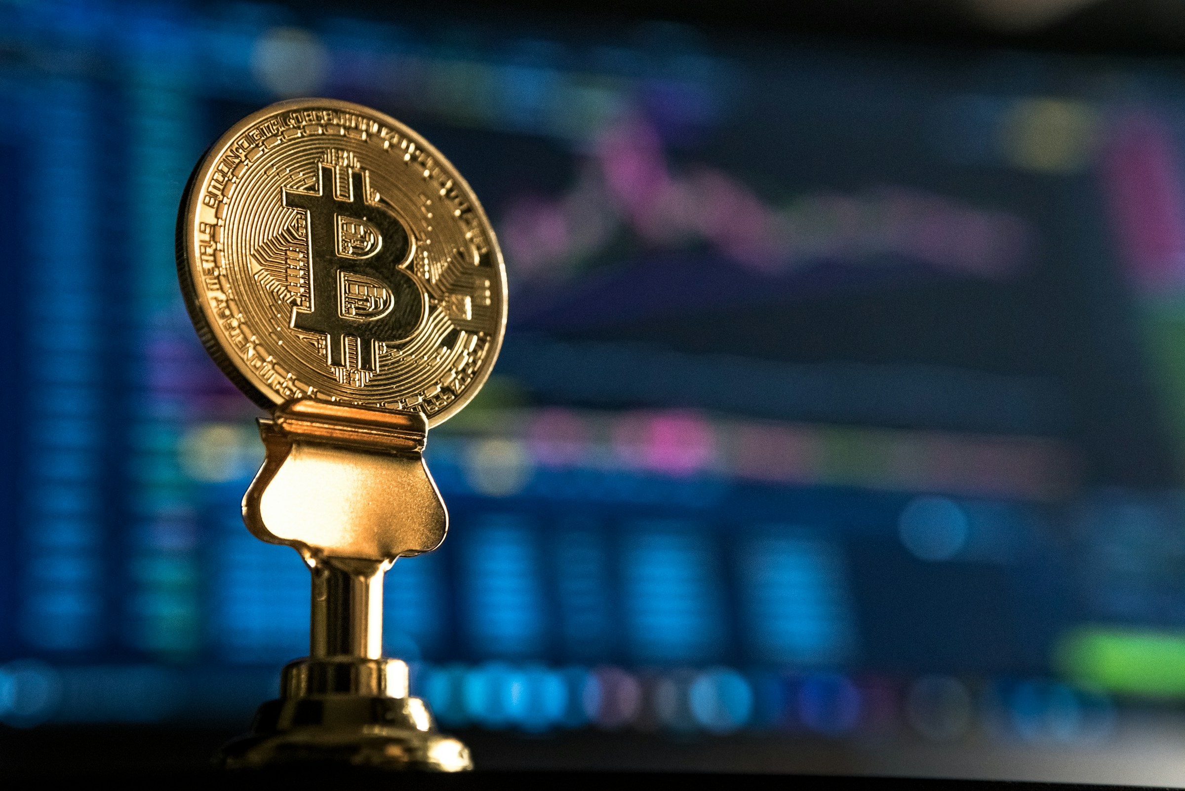 Bitcoin 200-Day Average Signals Waning Bullish Momentum, Heres What It Means For BTC Price