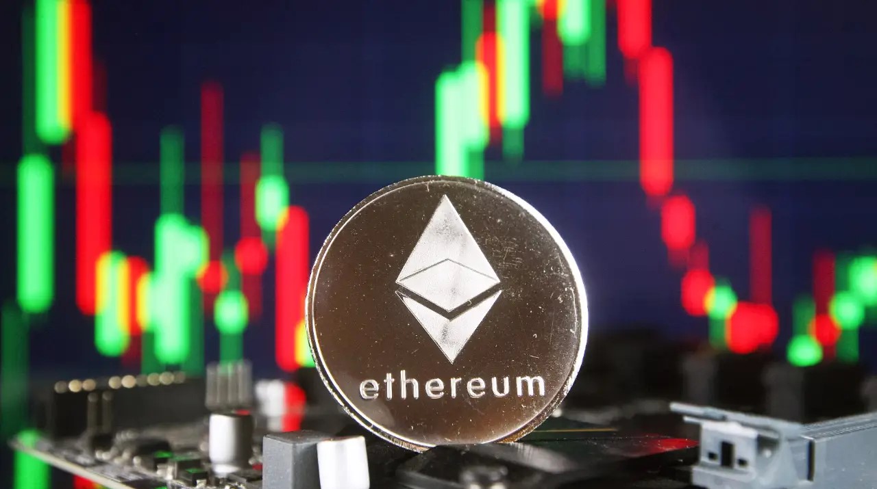 Ethereum Claims Address Dominance With 43% LeadWill It Keep Rising?