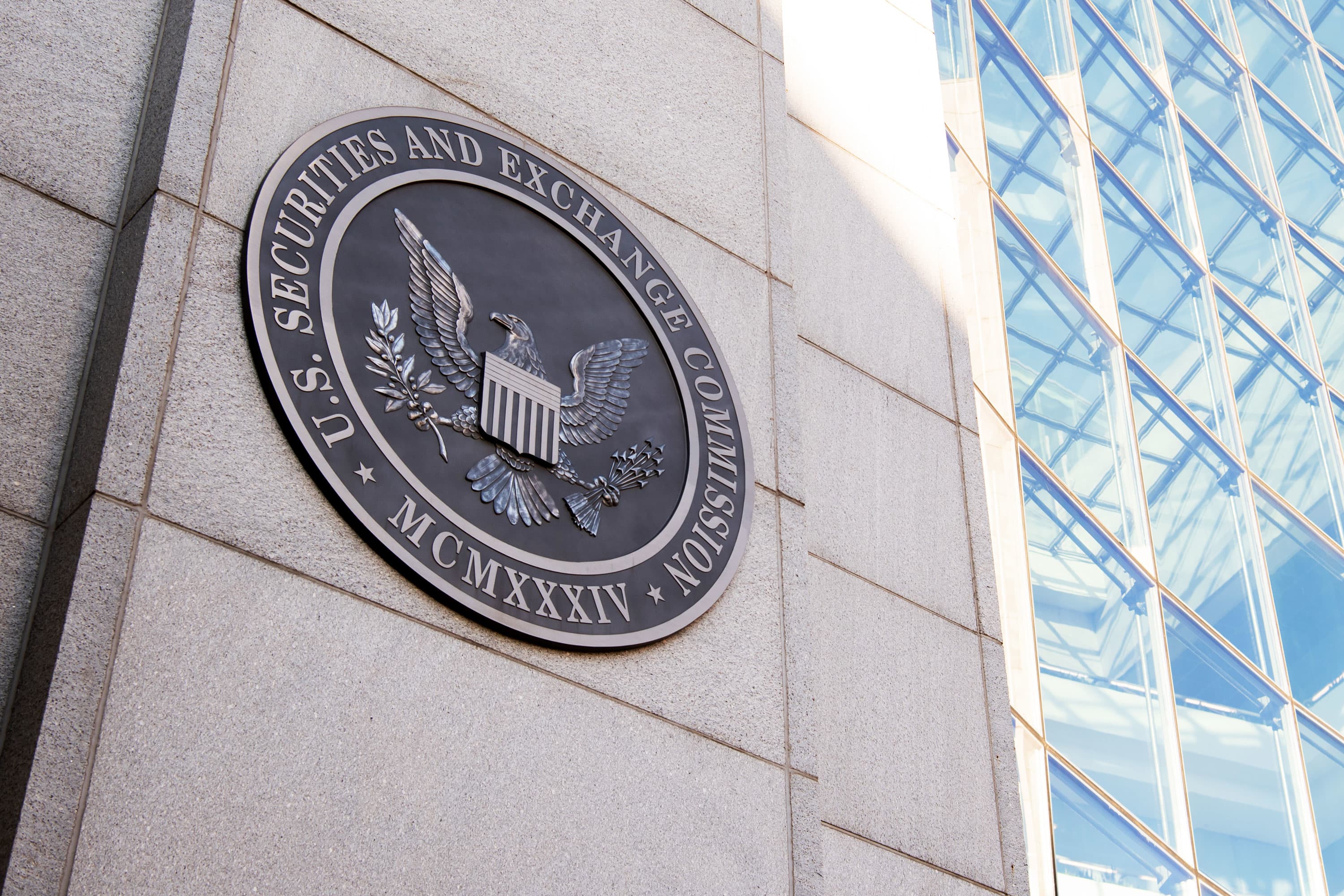 SEC Shake-Up: Robinhood Legal Boss On Shortlist For Top Spot—Report