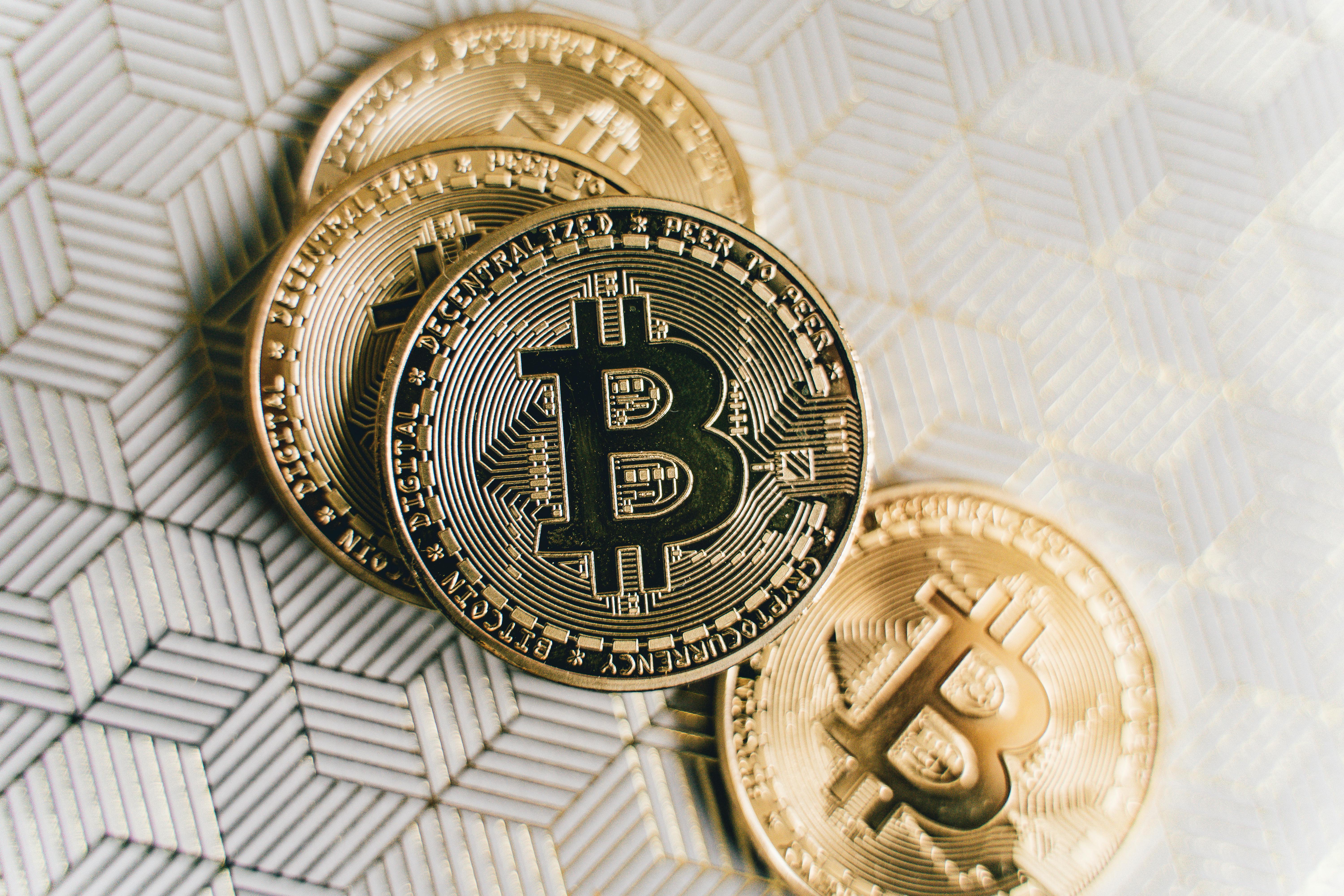 Analyst Reveals Why Bitcoin Price Crashed From $73,000 To $69,000