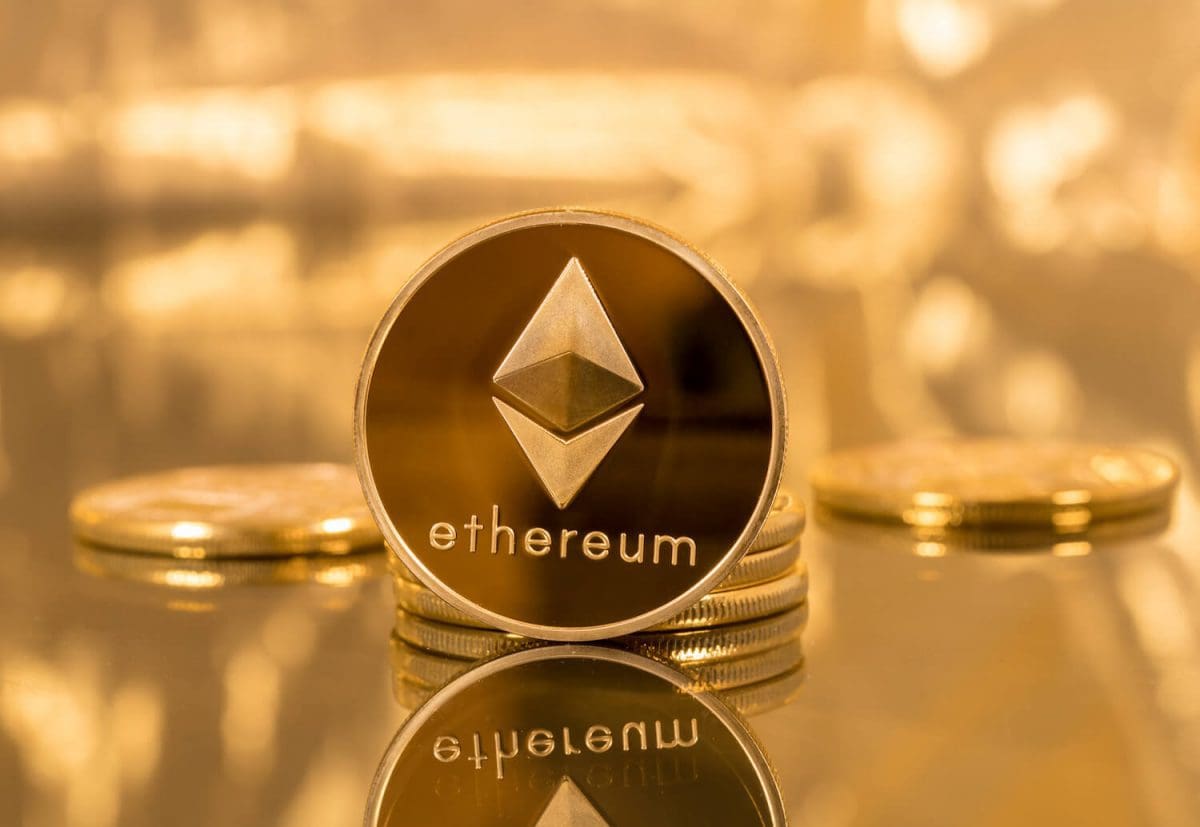 Market Shockwave Ahead? Ethereum Could Crash Over 60%, Analyst Says