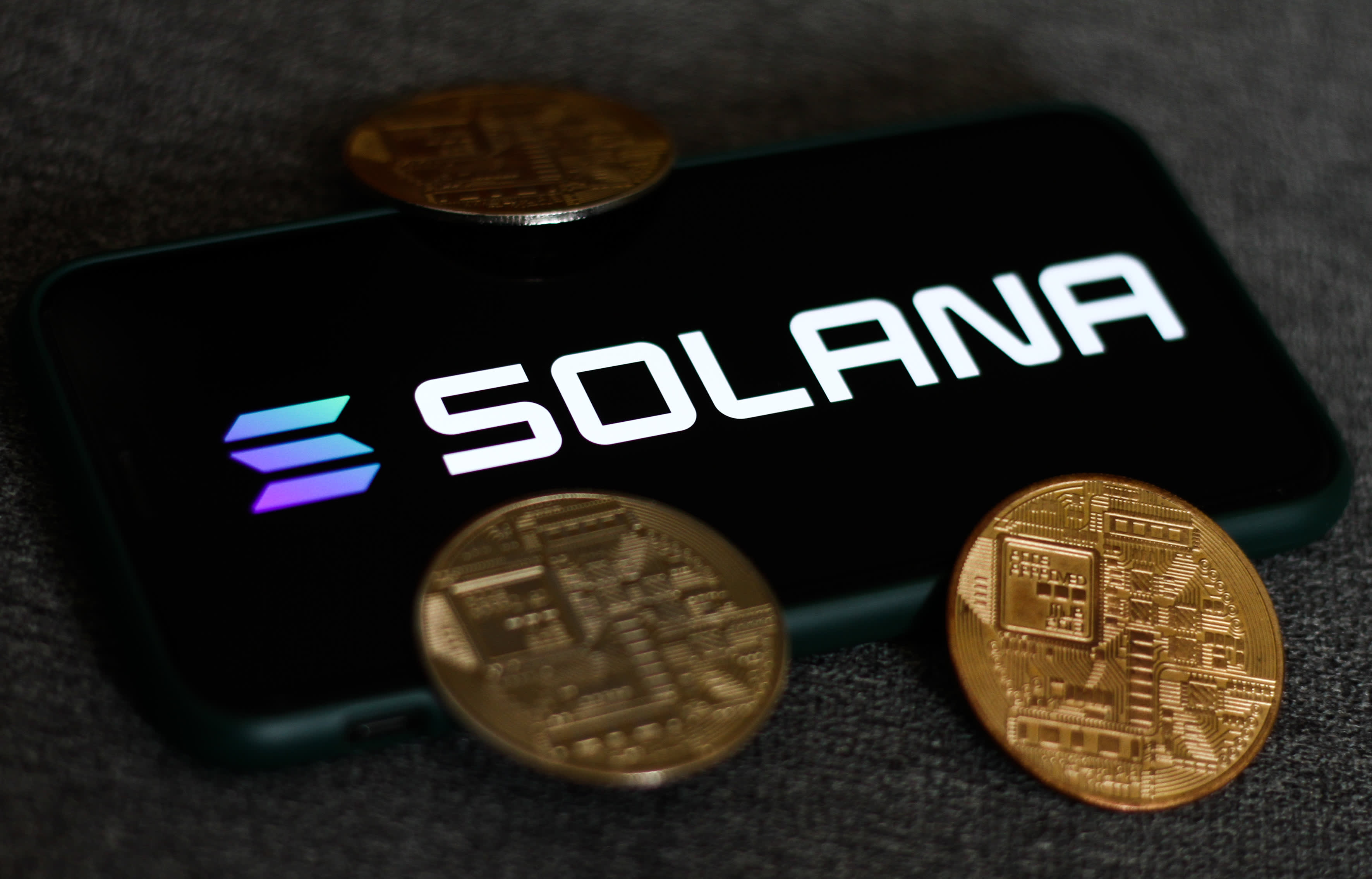 Solana Rises 1,400% Despite Jim Cramers Idiot Criticism