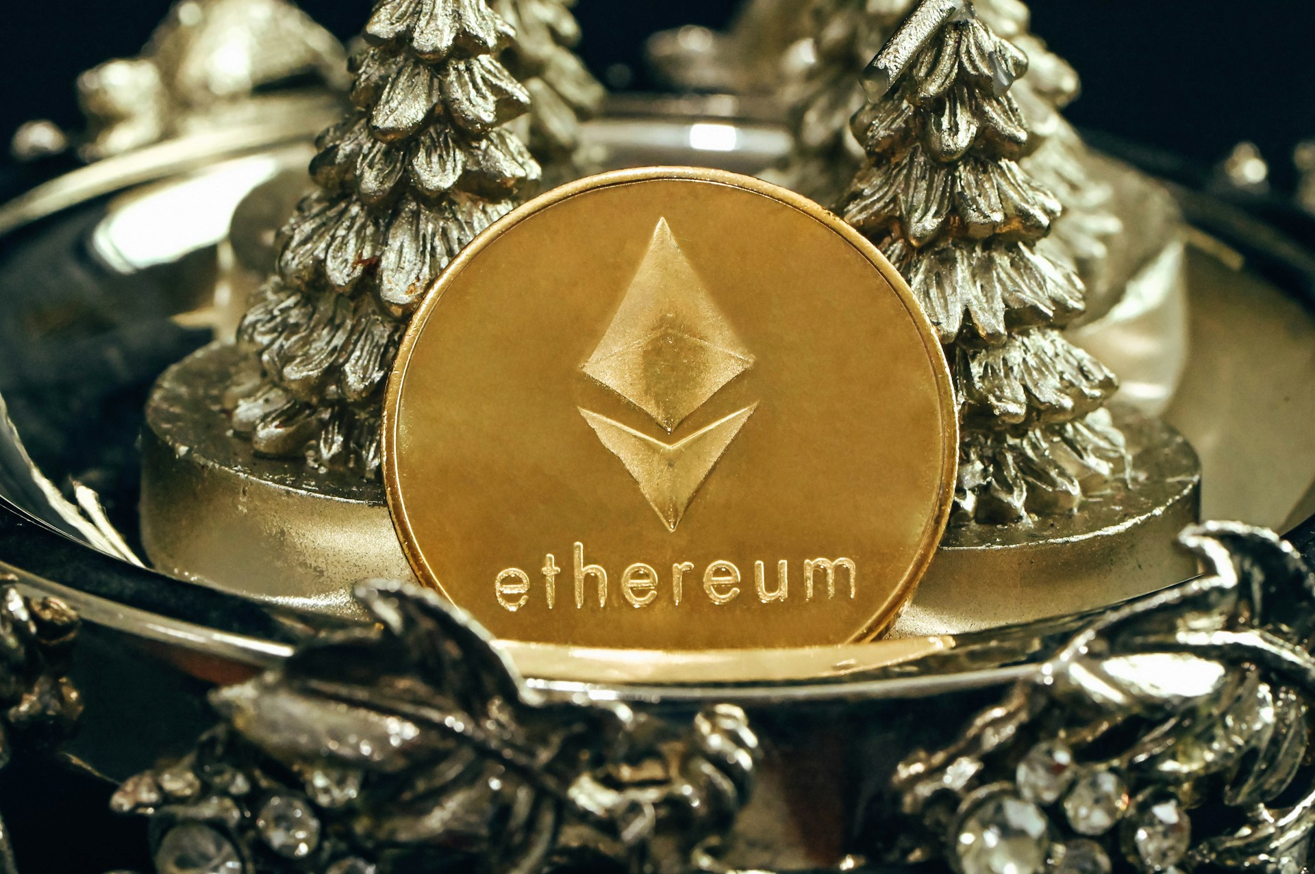 Is Ethereum Breaking Free from the Bear Trap? Analysts Weigh In